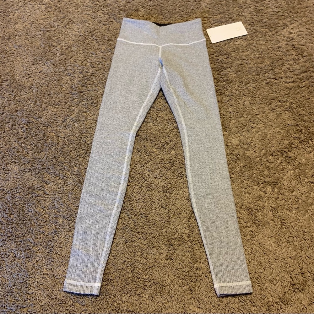 Lululemon Wunder under pant size 2